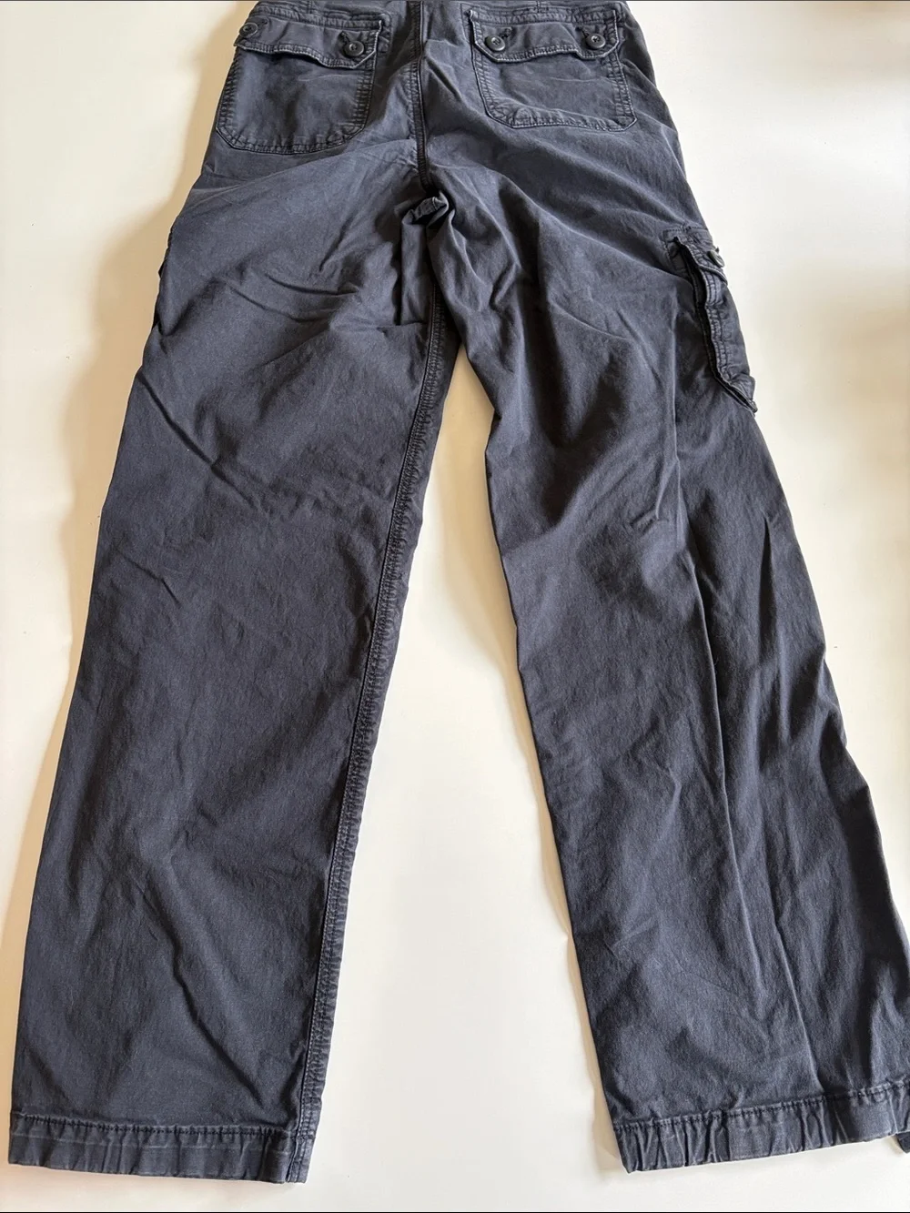 American Eagle Women’s Cargo Pants in black size 0- Practical Everyday Wear